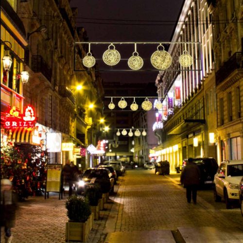 Cross-street Motif 'Arica' - WARM White Twinkle - 300cm x 75cm - 24V