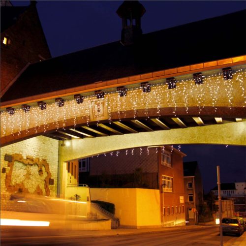 Icicle Light Pro - 3 x 1.4 Mtr - Warm White or Ice White - Twinkle - 230V (Outdoor/Indoor)