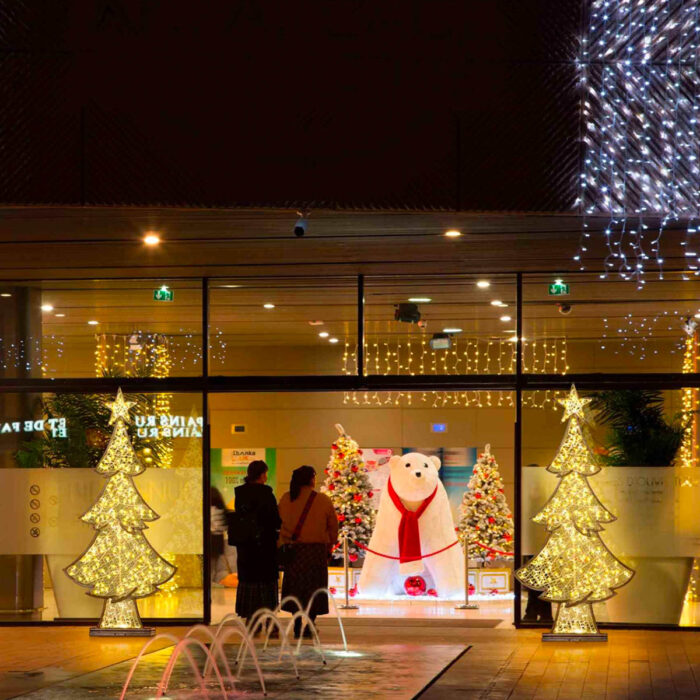 Illuminated tree "Roddinckton" - warm white leds - 240 x 115 cm - 24V